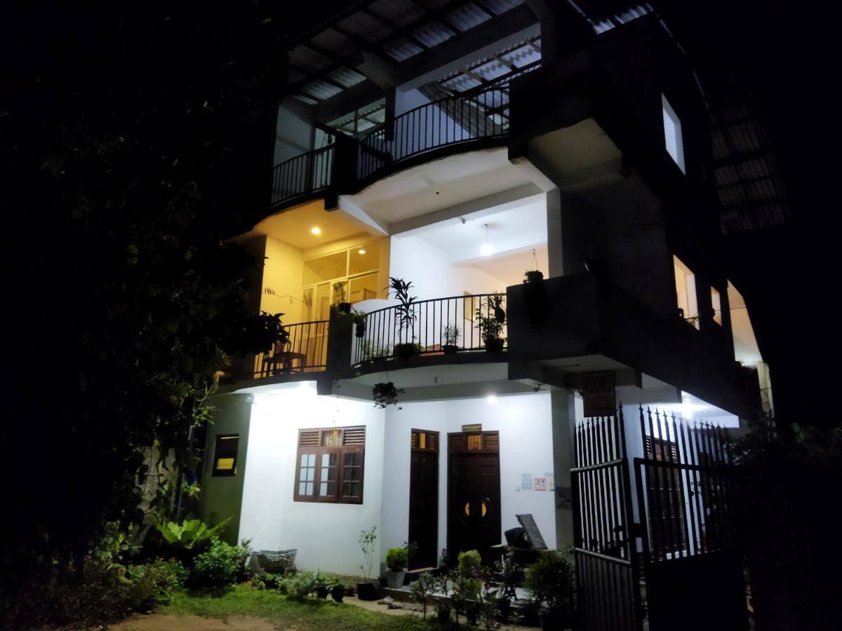 Rusara Guest Home Weligama Eksteriør billede