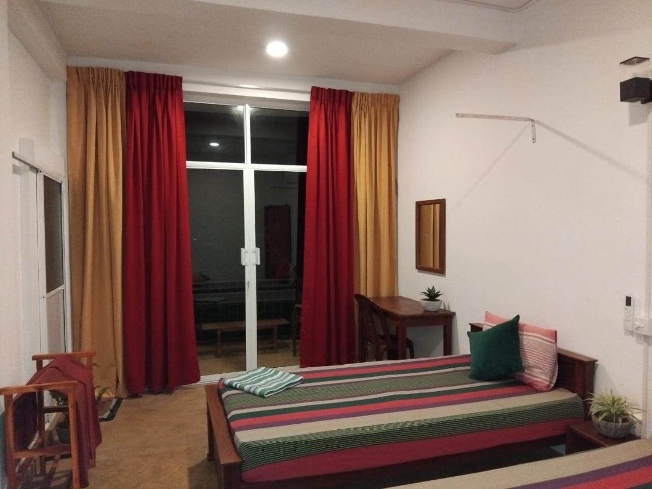 Rusara Guest Home Weligama Eksteriør billede